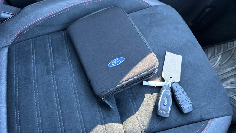 Ford Kuga 1.5 EcoBoost ST-Line 5dr Auto 2WD Petrol Estate